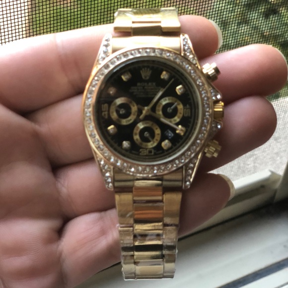 Watch - Picture 4 of 7